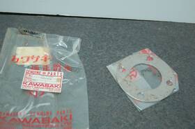 14014-030 Kawasaki Nos Genuine Crank Bearing Holder Kx250 1974-1979 Kt250 New