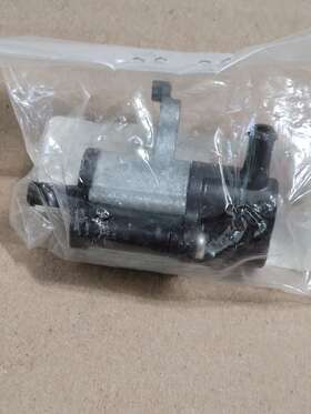 28p-24380-00-00 Yamaha Nos Oem Pipe Joint Assembly Kodiak Grizzly Yfm550 Yfm700
