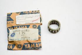 Yamaha 93310-418e3-00 Oem Cylinder Bearing #10 Nos