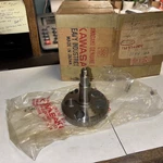 Nos Genuine Kawasaki KX125 KD125 KE125 Crankshaft,r.h Oem # 13037-1084. Fixed Price $99.00.