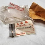 (1) New Nos Genuine Honda 13316-300-013 Crank Bearing CB750 , Cbx. Fixed Price $5.77.