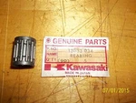 Kawasaki F7 KD175 KE175 New Connecting Rod Needle Bearing Small End 13033-034. Fixed Price $15.95.