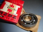 Nos Honda XR350R CR125R MT125 PC800 VT800 Oem Output Bearing 96100-63040-00. Fixed Price $34.90.